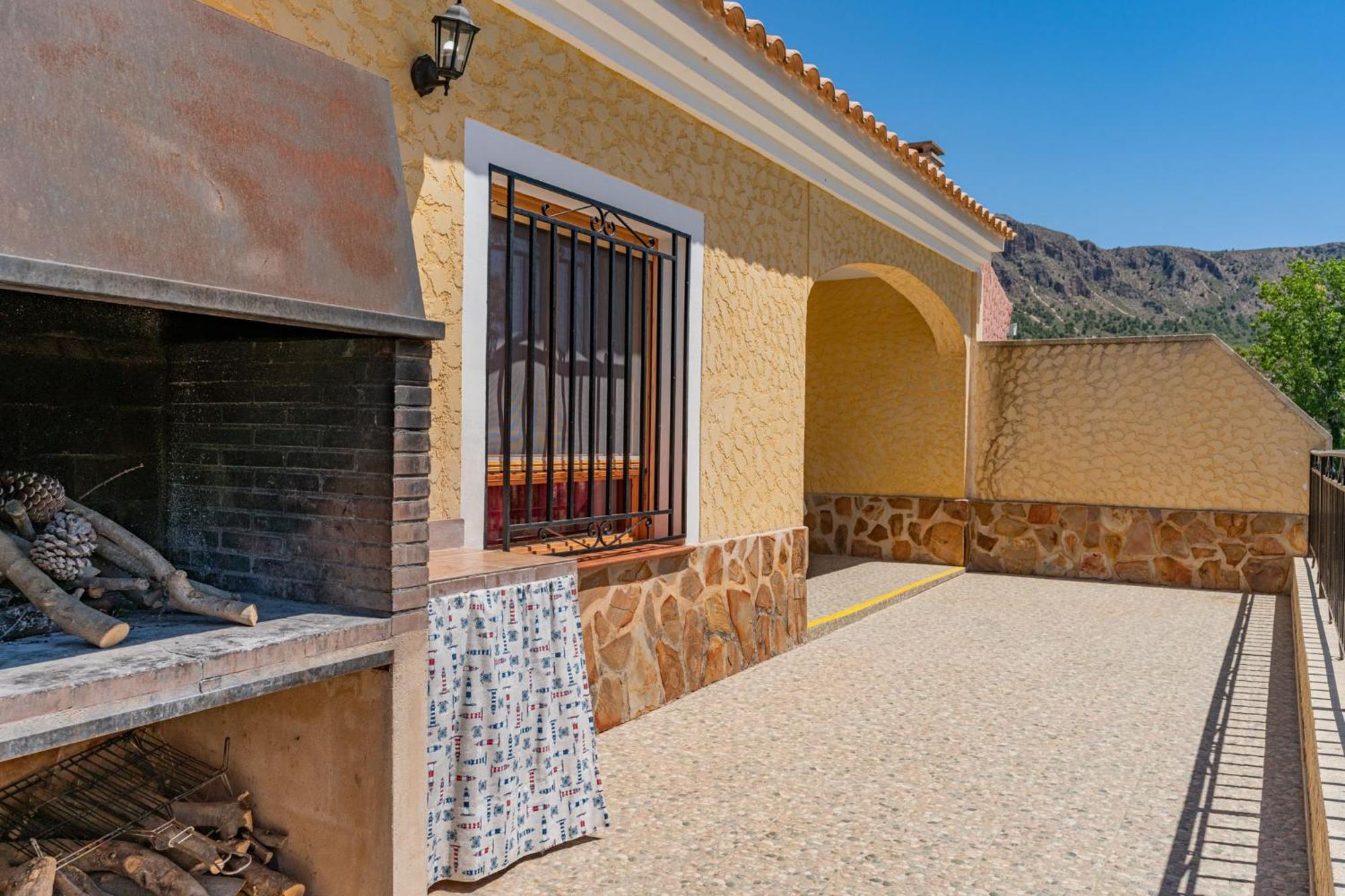Casa Rural C Puente Del Segura Elche de la Sierra Exterior photo